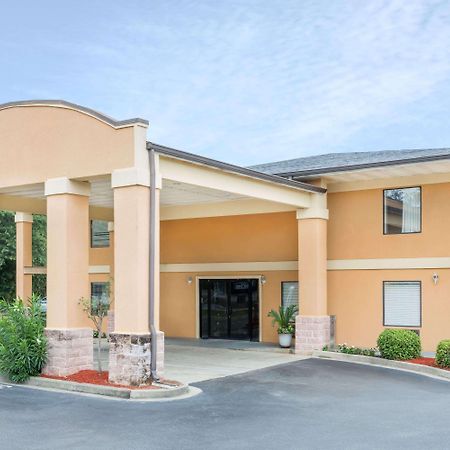 Days Inn By Wyndham Blythewood North Columbia Exterior photo